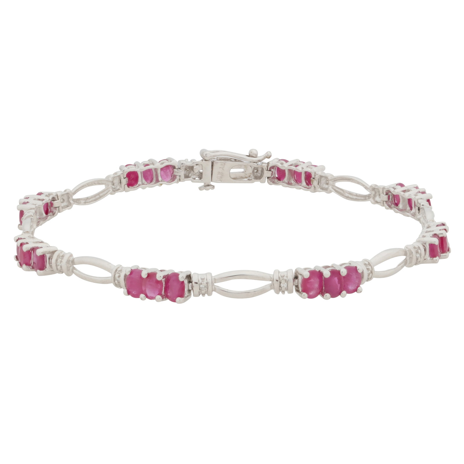 A ruby bracelet White metal (1 of 2)