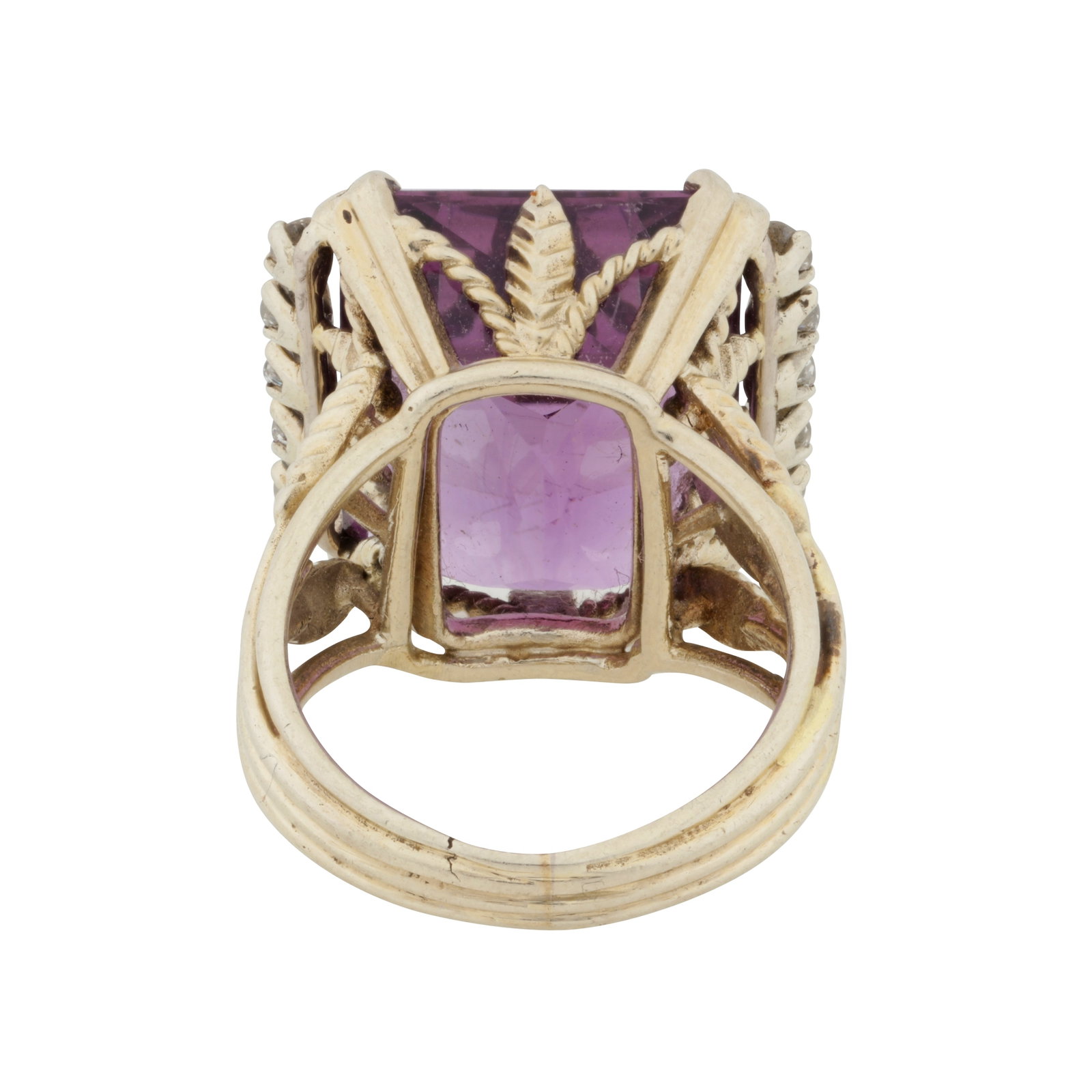 An amethyst and diamond ring Yellow metal - 4