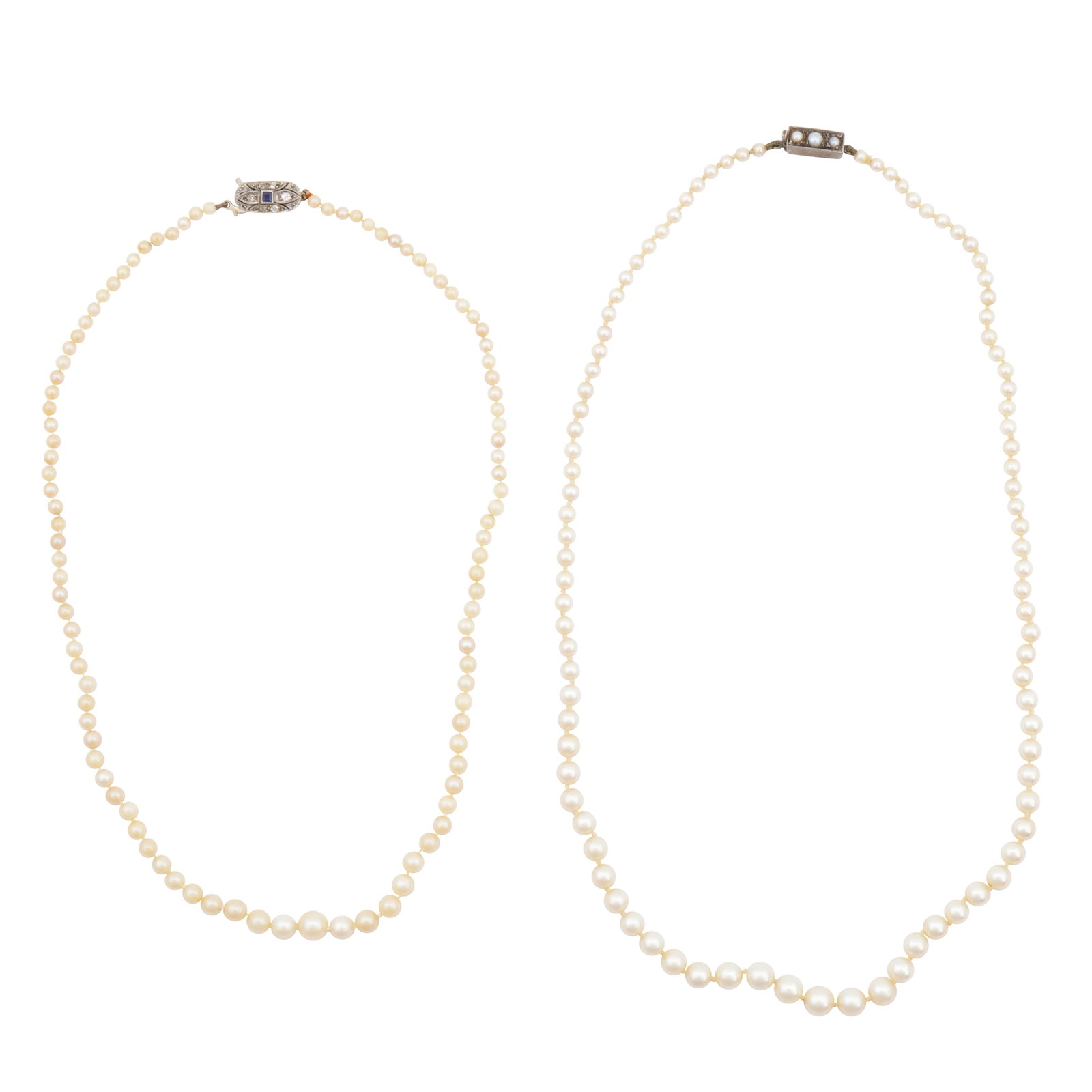 Two pearl necklaces White metal (1 of 2)