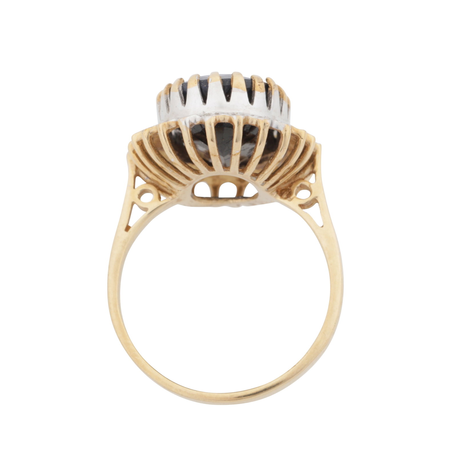 A sapphire and diamond halo ring 9ct yellow and white gold - 3