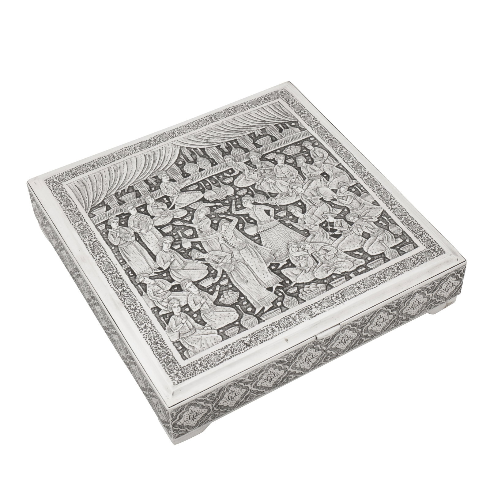 Isfahan circa 1970 A mid to late 20th century Persian (Iranian) silver cigarette or confectionary (1 of 6)