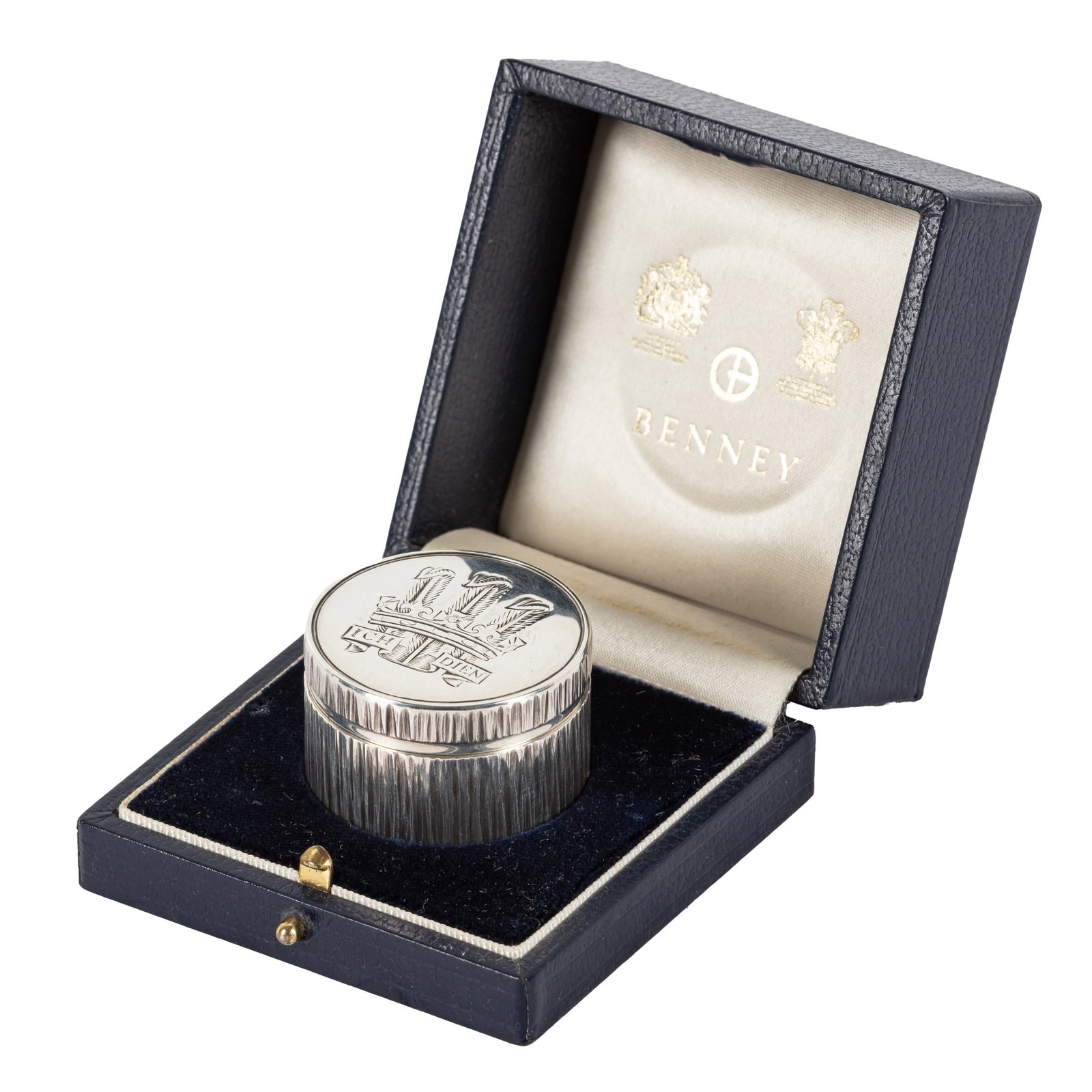 London 1997 by Gerald Benney (1930-2008) A cased Elizabeth II sterling silver Royal presentation (1 of 3)