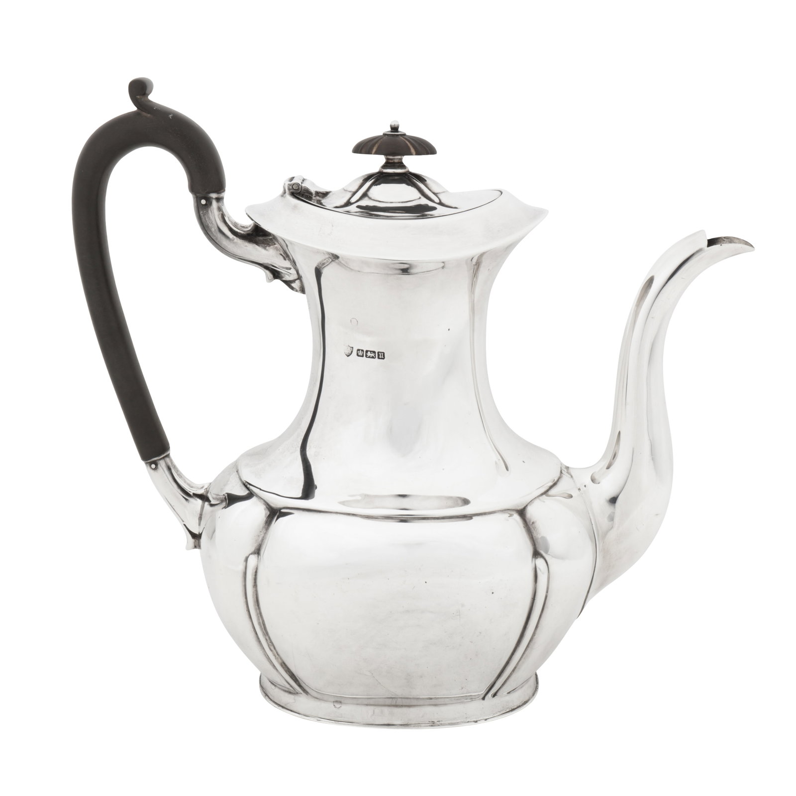 Sheffield 1912 by Maxfield and Sons Ltd A George V sterling silver teapot: Sheffield 1912 by Maxfield and Sons Ltd A George V sterling silver teapot Of lobed oval form with a curved spout opposite an ebonised C scroll handle, the hinged domed lid surmounted by a detachable f