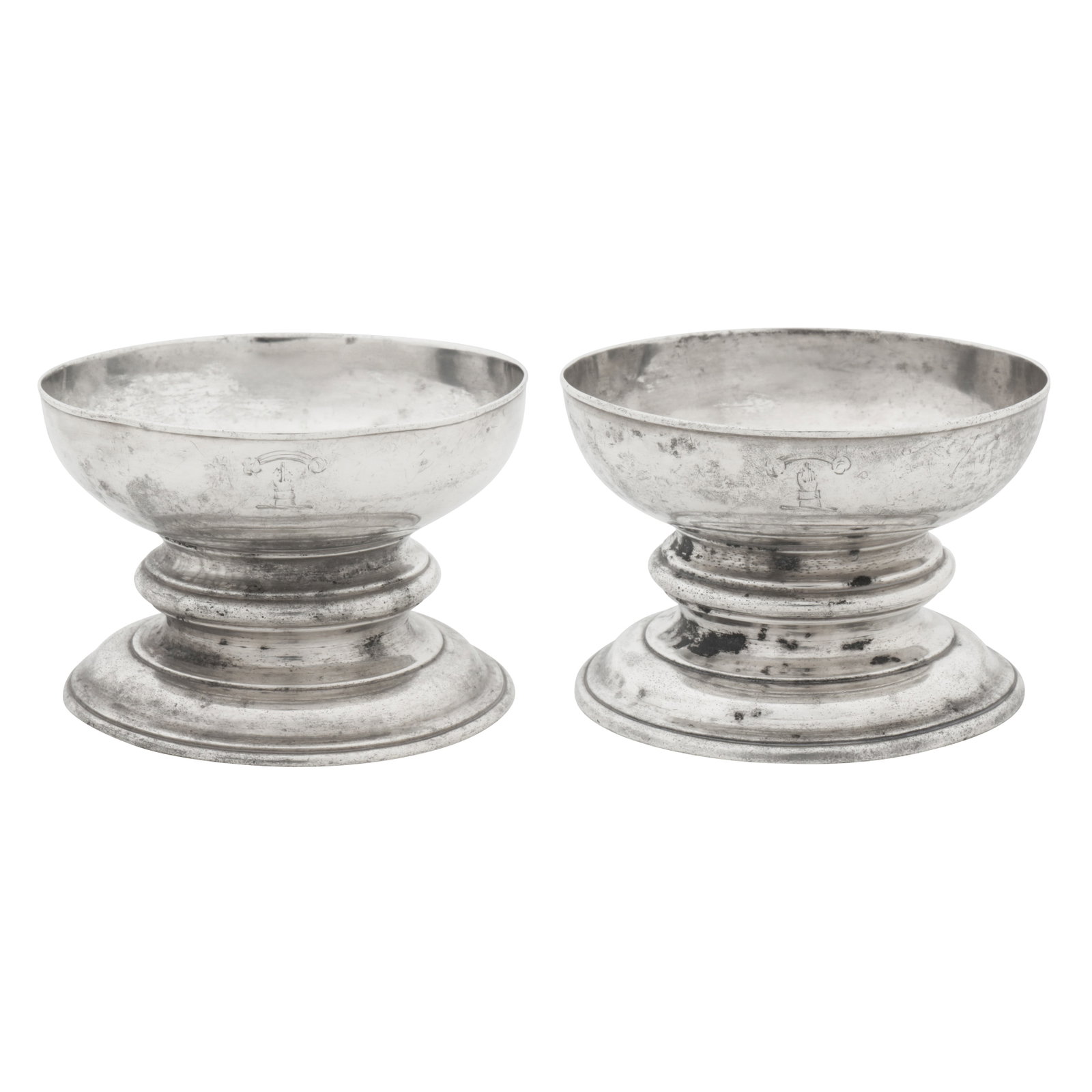 London 1731 by Louis Cuny (first reg. 1st Dec 1703) A pair of George II sterling silver salts (1 of 3)