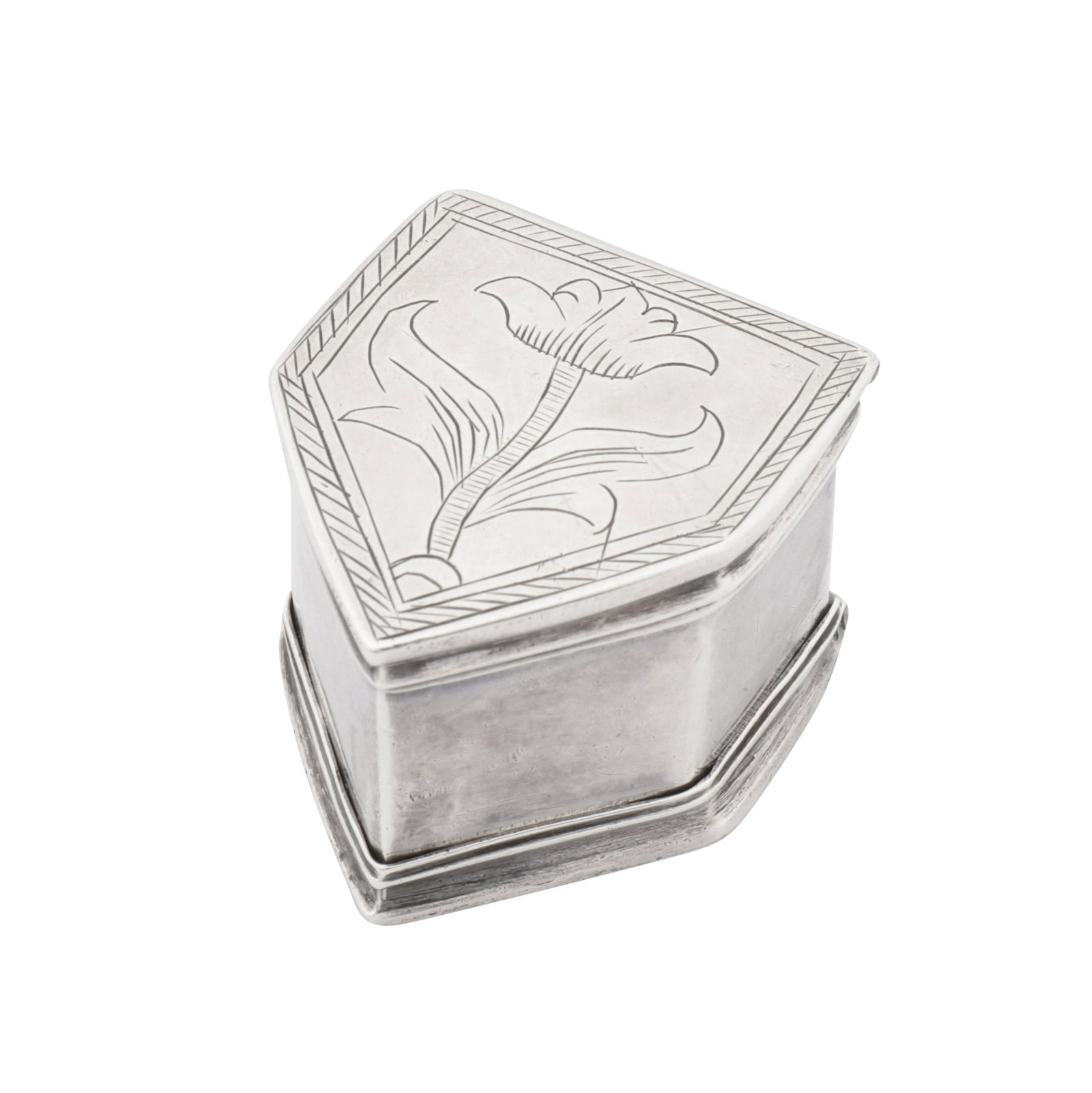 London circa 1695 by C? A William III sterling silver nutmeg grater (1 of 6)