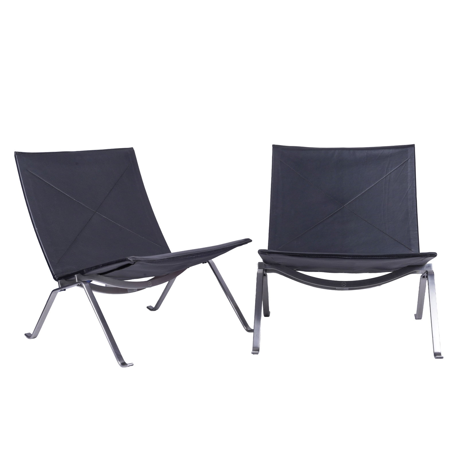 Poul Kjaerholm (Danish 1929-1980) for Fritz Hansen Pair of 'PK22' easy chairs (1 of 5)