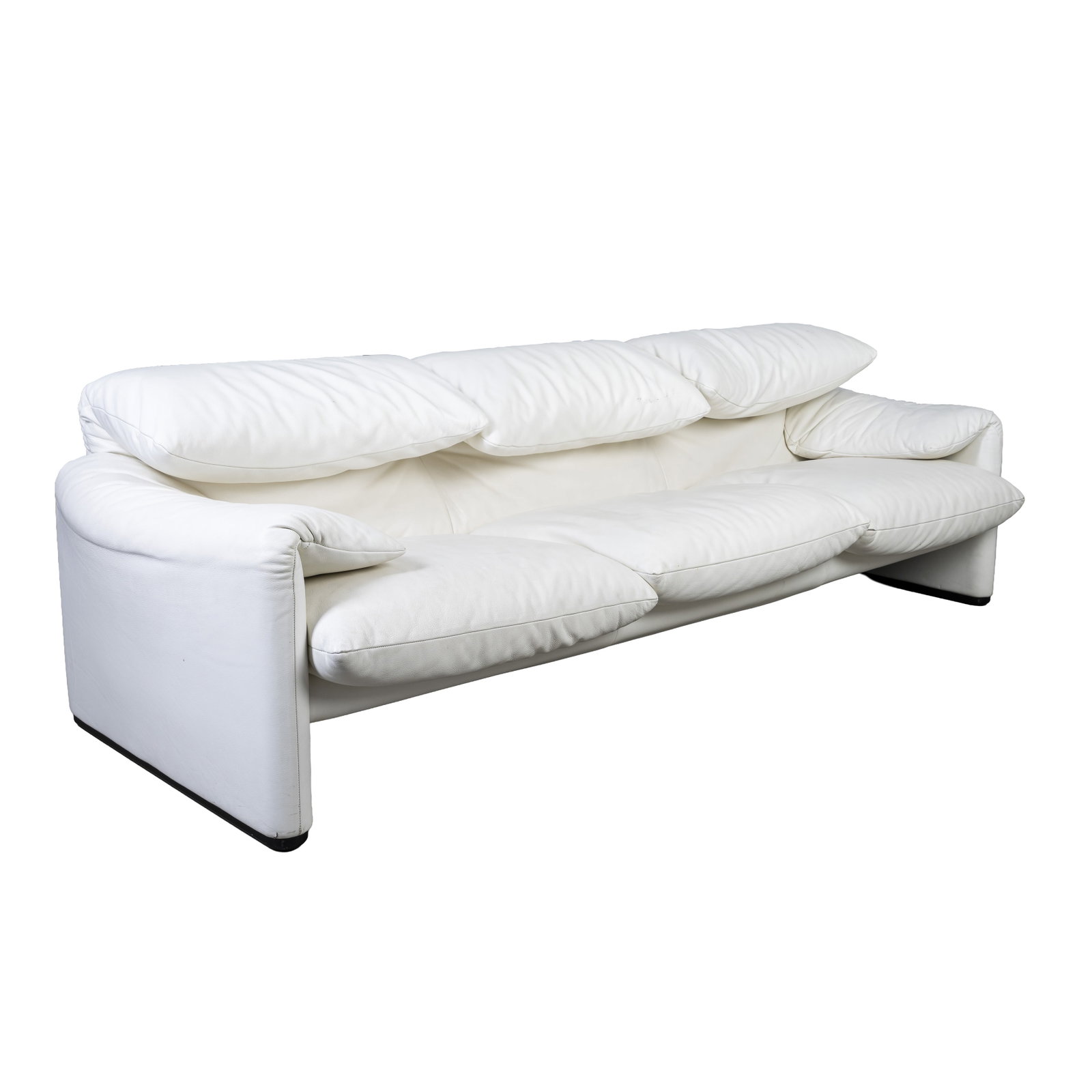 Vico Magistretti (Italian, 1920-2006) for Cassina Three-seater 'Maralunga' sofa (1 of 4)