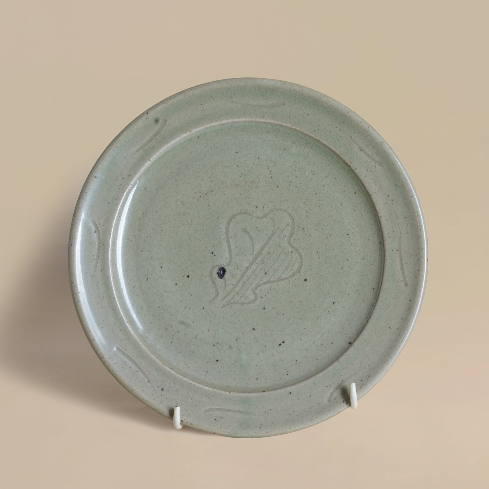 Bernard Leach (British, 1887-1979) 'Oak leaf' plate (1 of 4)