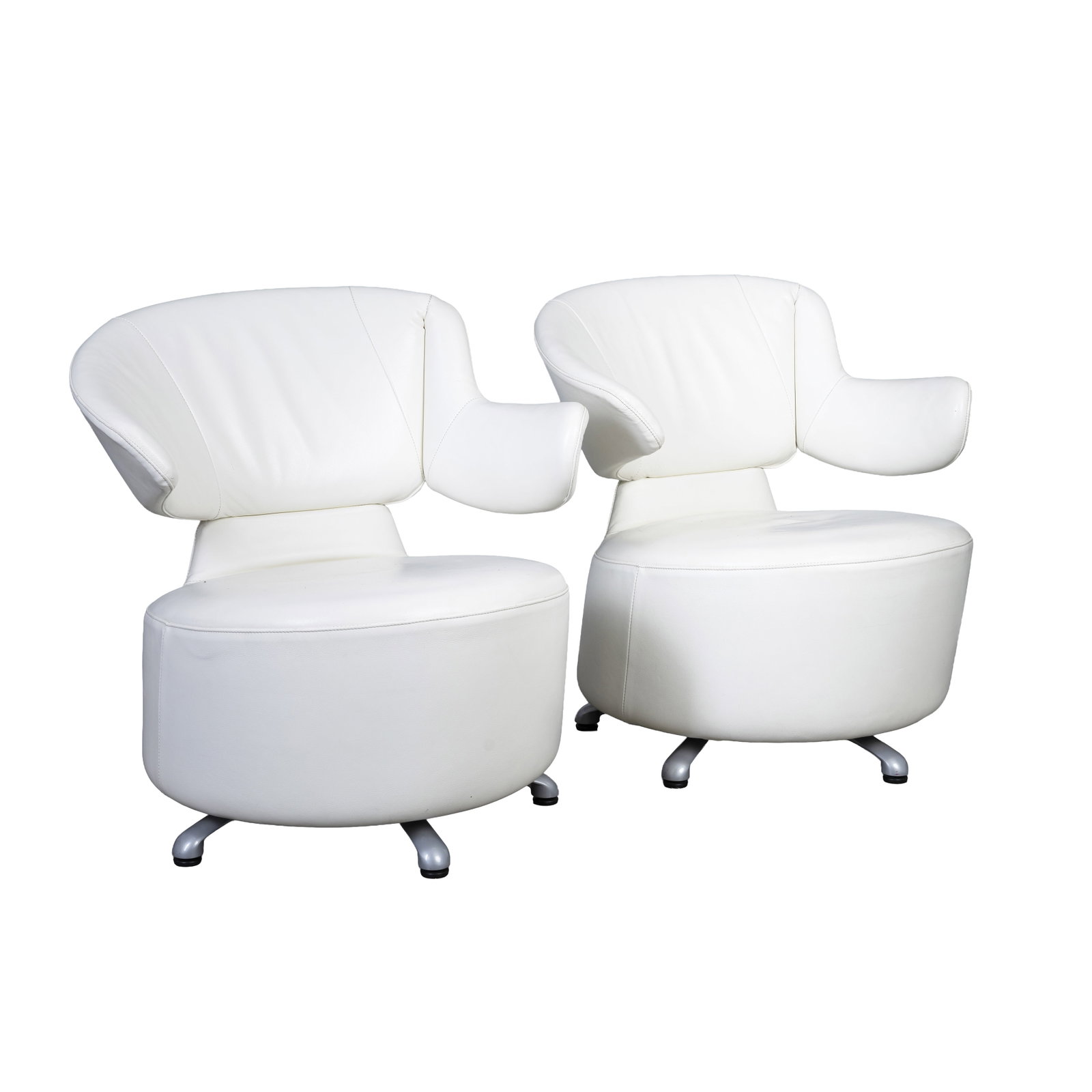 Toshiyuki Kita (Japanese b.1942) for Cassina Pair of 'Canta' chairs (1 of 2)