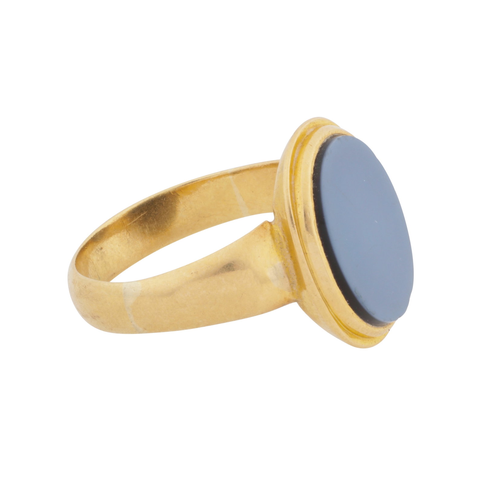 A chalcedony signet ring Yellow metal - 2