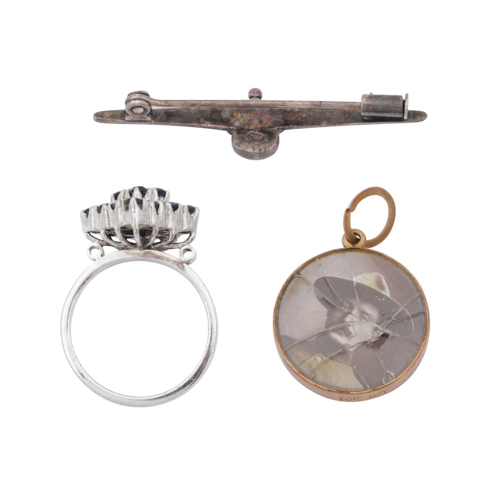 A group of three items White and yellow metal - 2