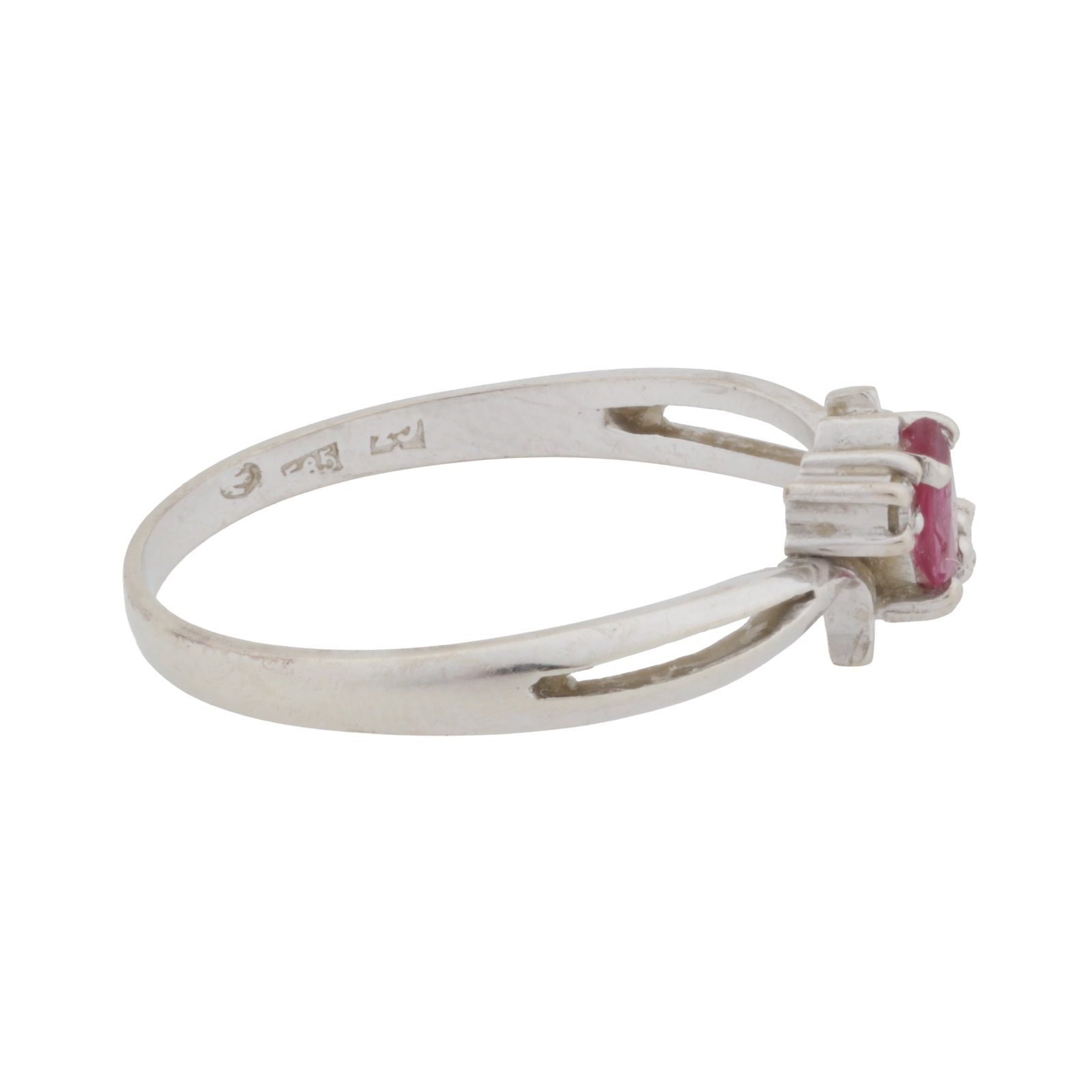 A ruby and sapphire ring White metal - 2