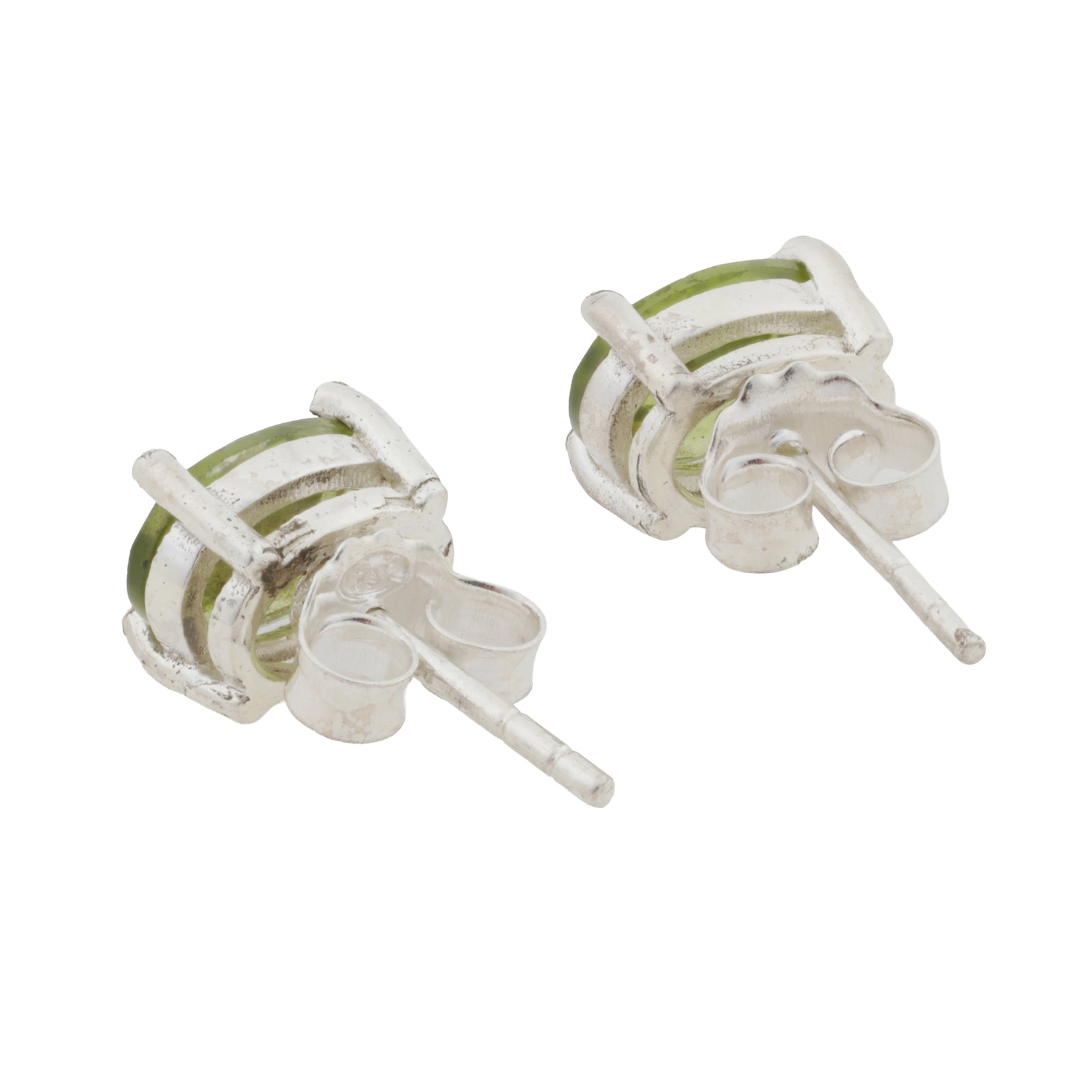 A pair of oval peridot stud earrings White metal - 2