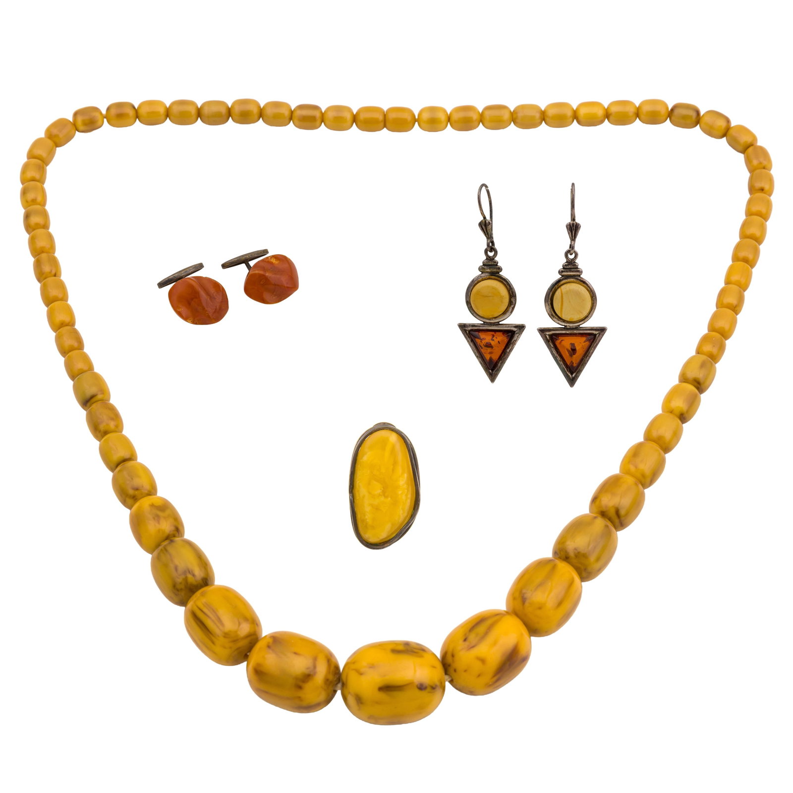 A collection of bakelite and amber jewellery White metal (1 of 8)