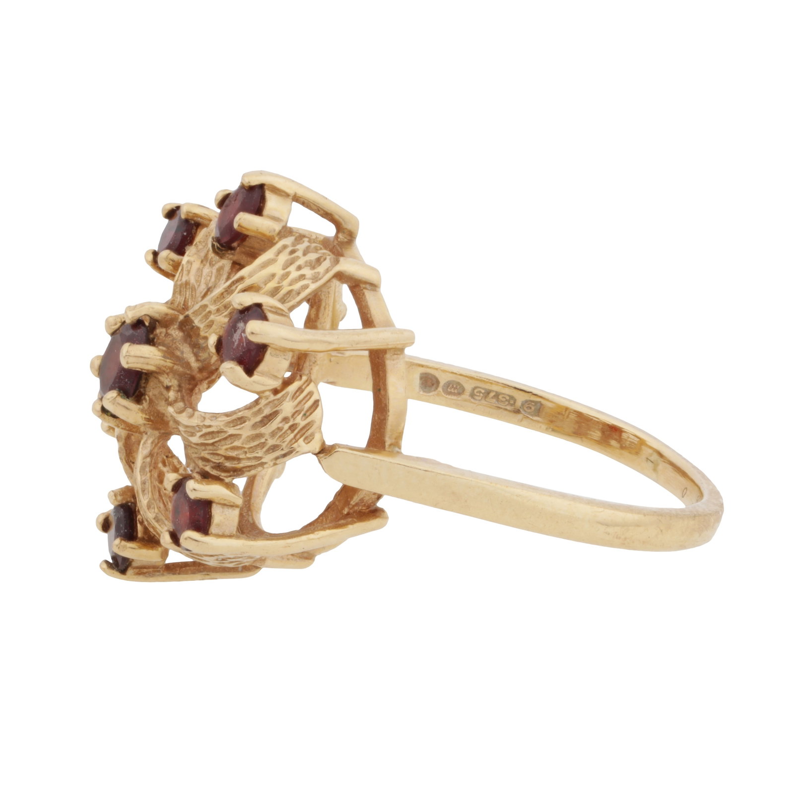 A garnet ring 9ct yellow gold - 3