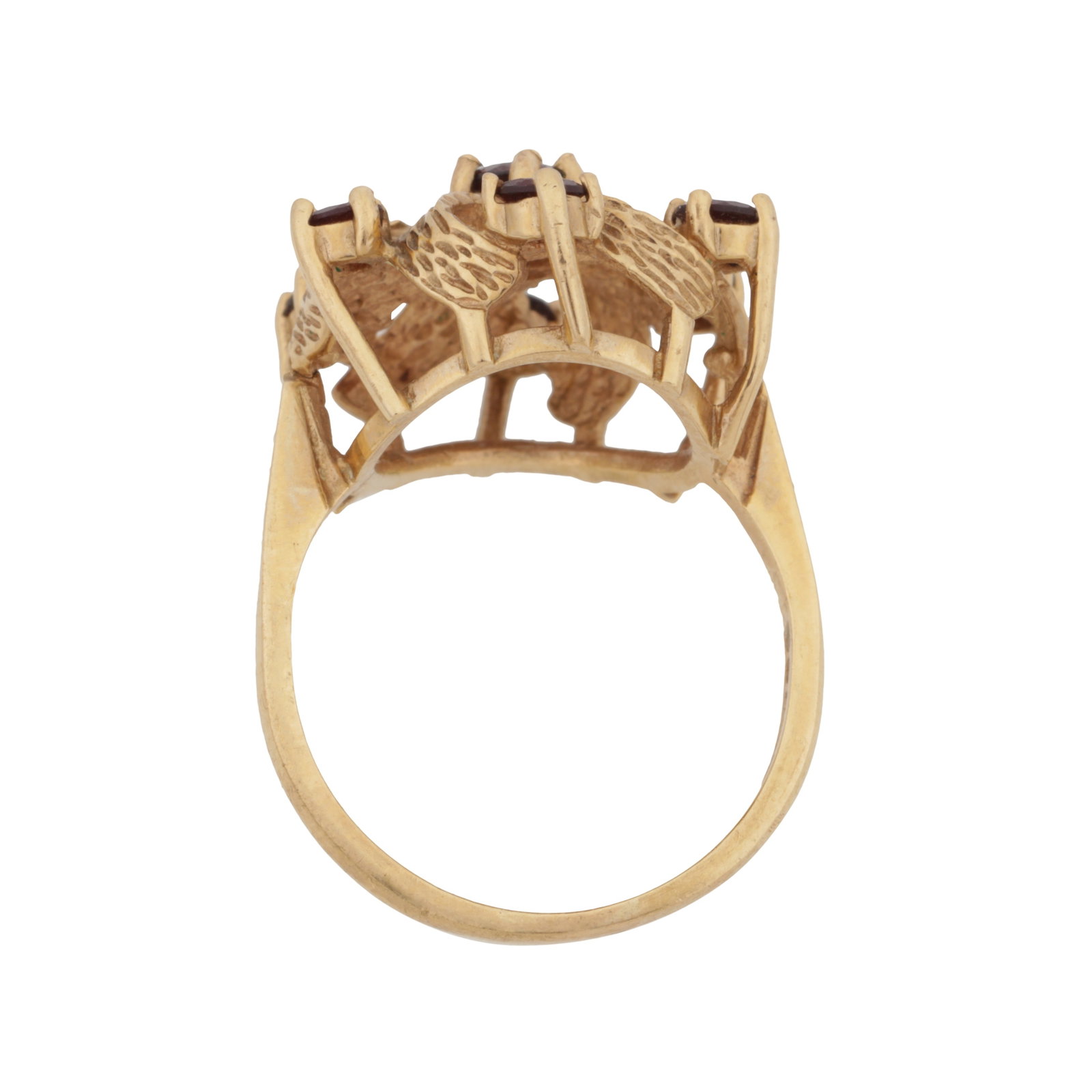 A garnet ring 9ct yellow gold - 4