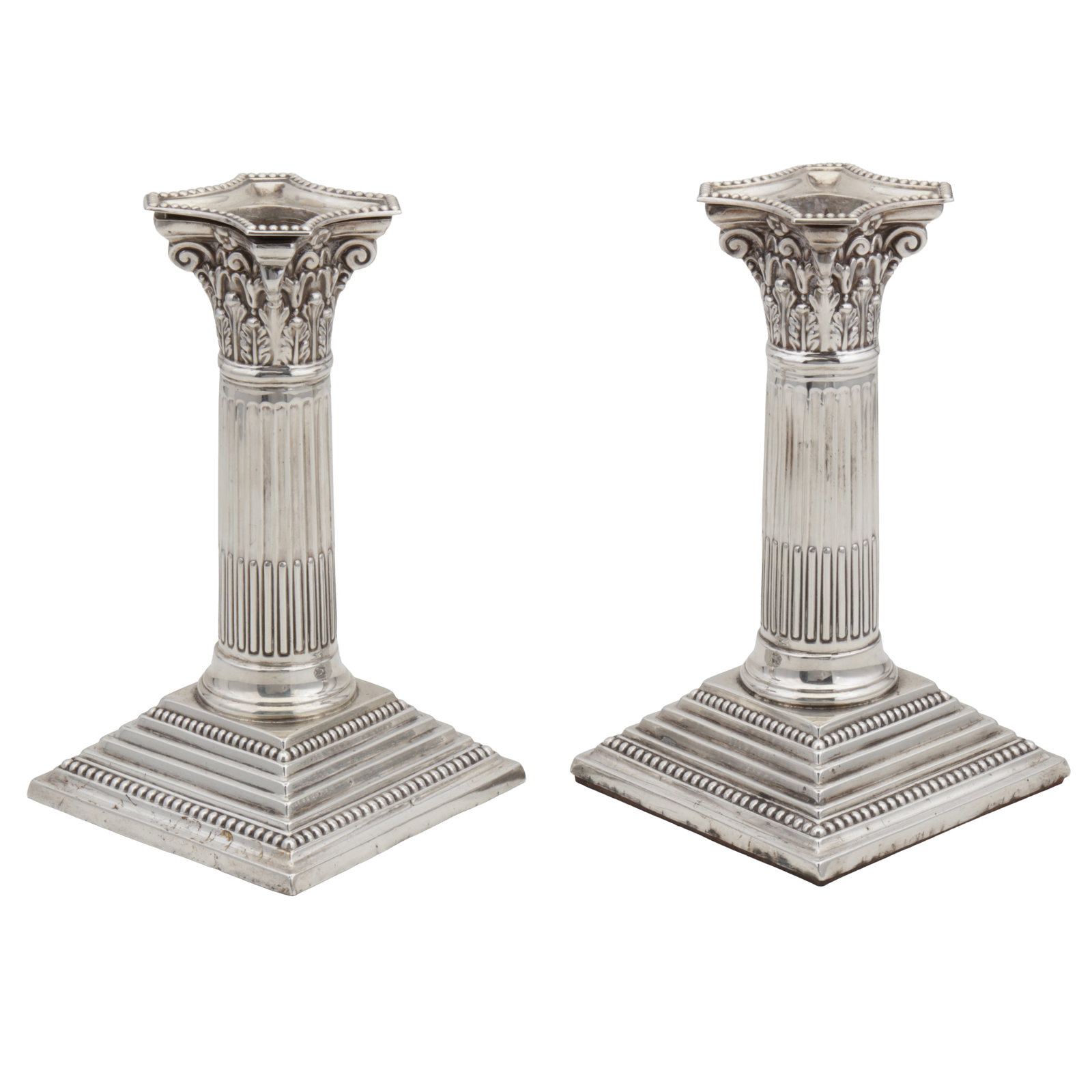 London 1902 by James Charles Jay A pair of Edwardian sterling silver dwarf or desk candlesticks - 2