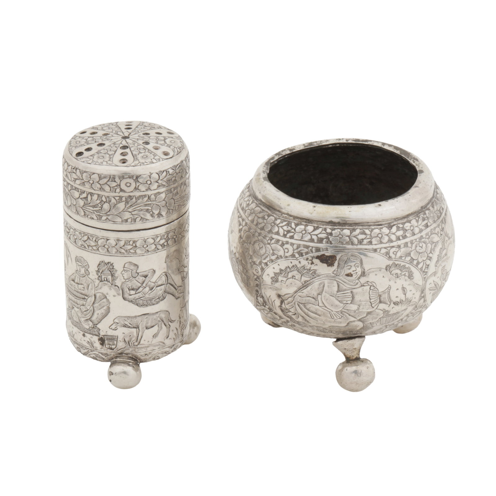 Isfahan circa 1920 An early 20th century Persian (Isfahan) unmarked silver salt and pepper pot - 2