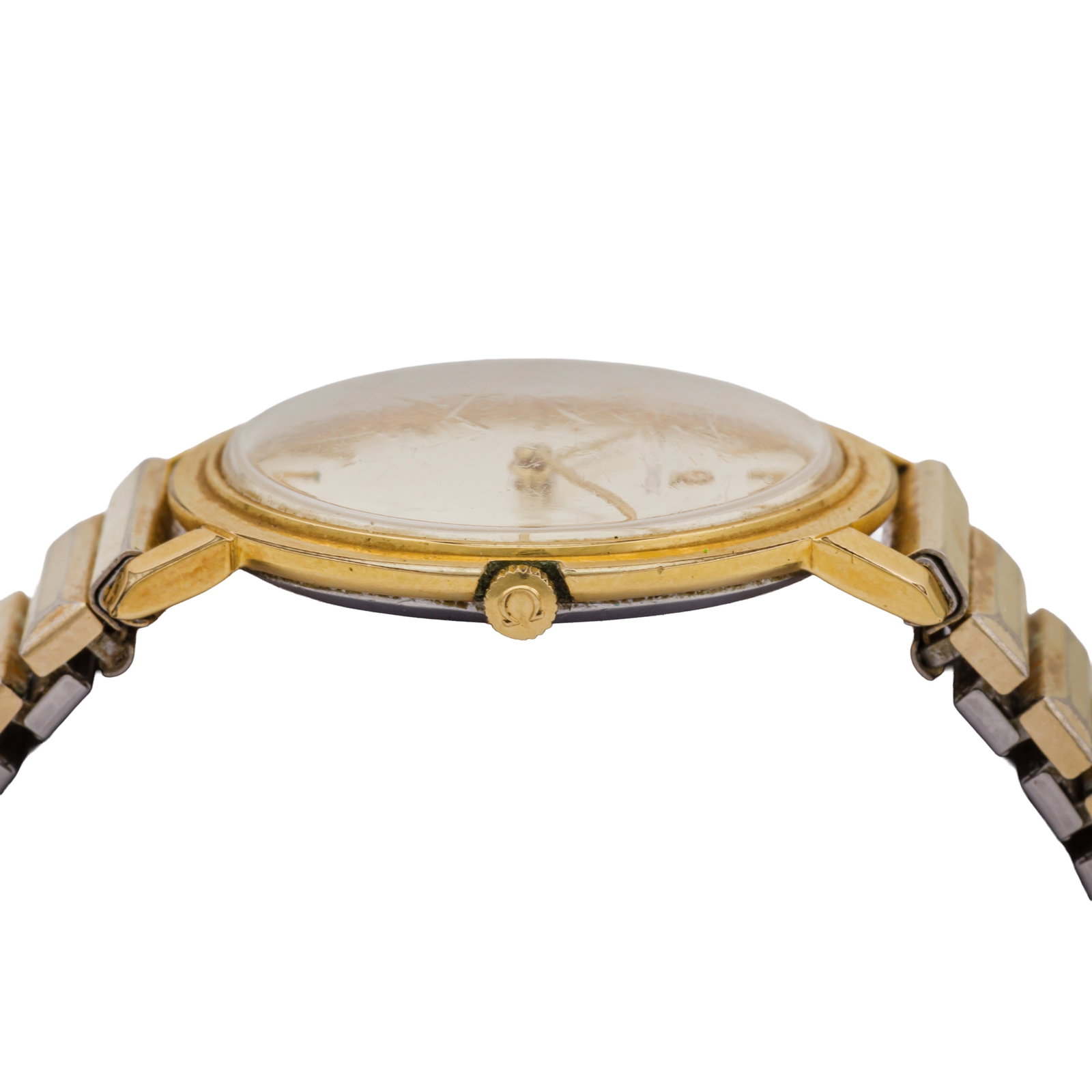 A Group Of Five Omega Watches 2 x Gold-plated, 2 x Stainless steel, 1 x Silver - 2