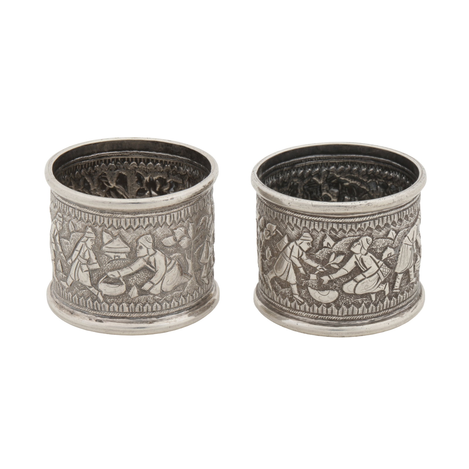Isfahan circa 1920 A pair of early 20th century Iranian (Persian) silver napkin rings - 2