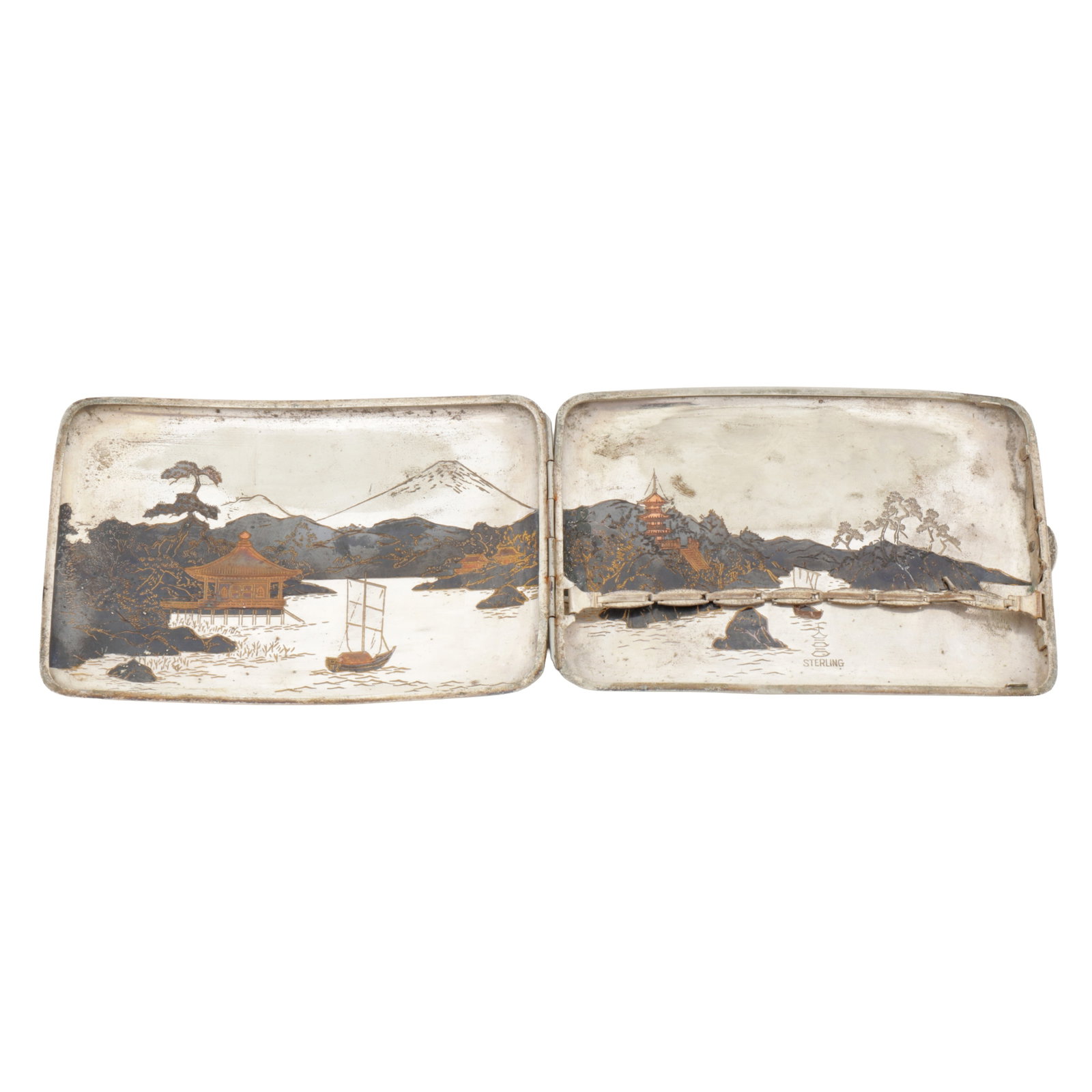 An early 20th century Japanese silver cigarette case - 2