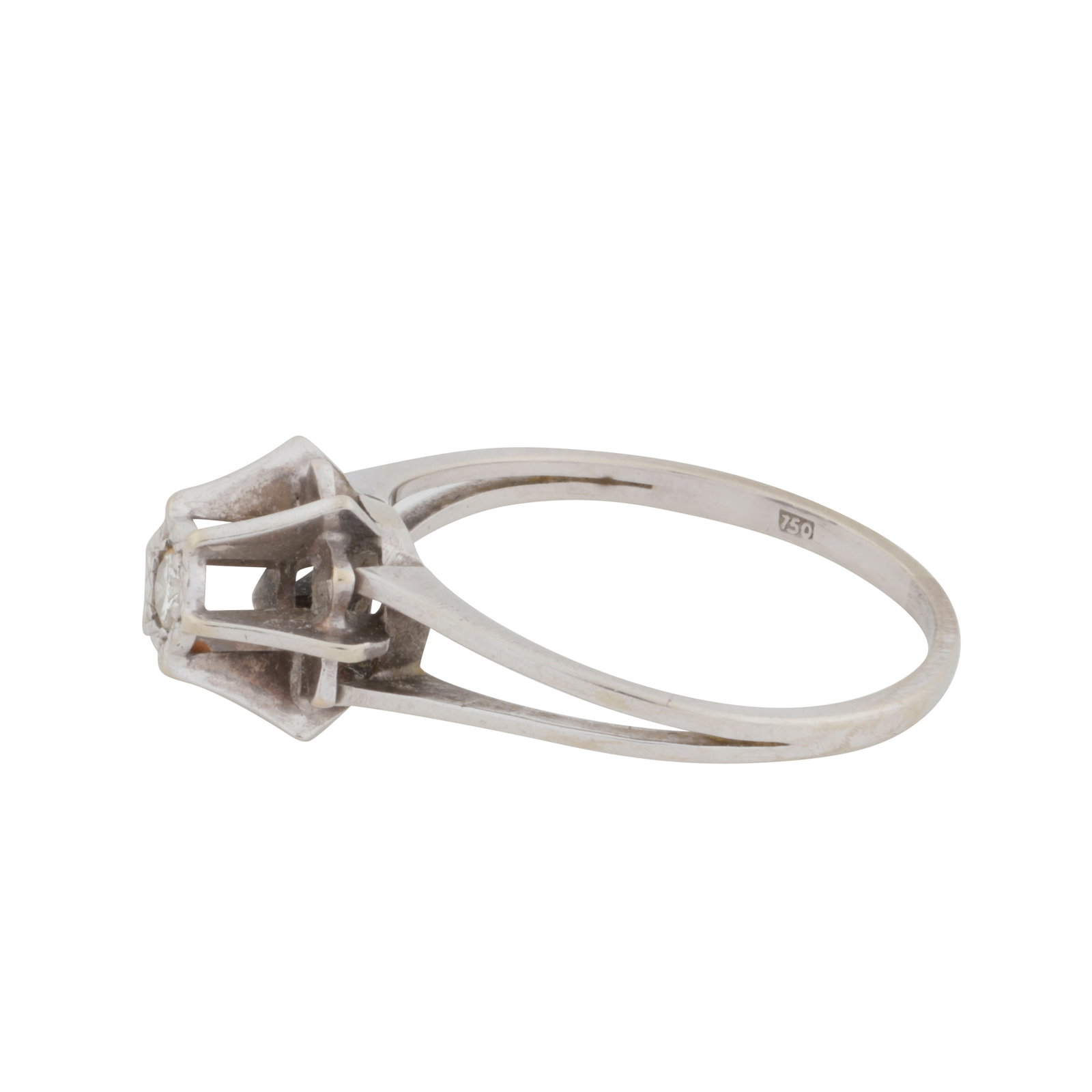 A single-stone diamond ring White metal - 2