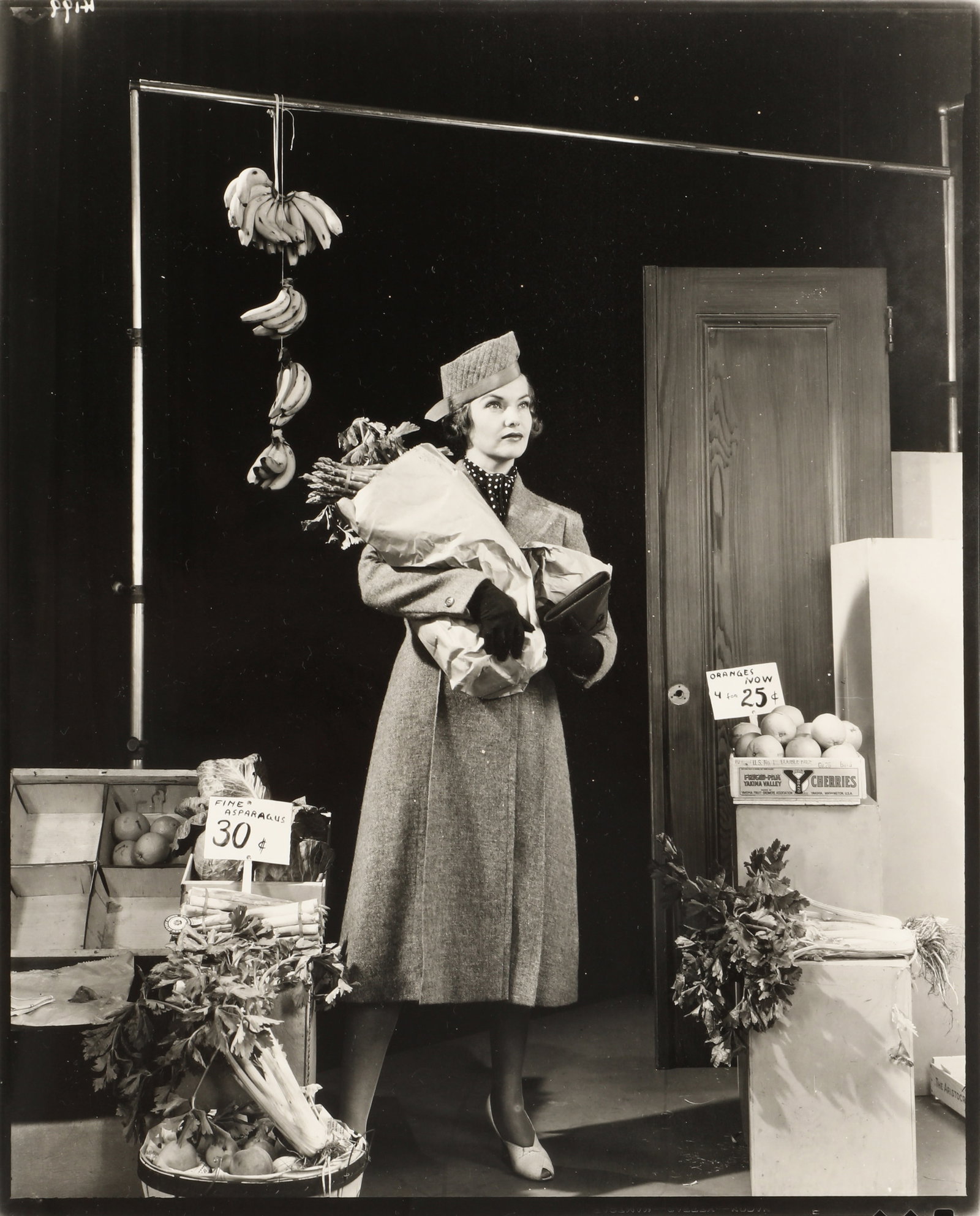 Martin Munkacsi (1896-1963) Fashion studies, 1937-1945: A collection of approx. 120 silver gelatin prints and contact sheets on Kodak paper, printed pre-1960, image size 8 x10.8cm (smallest) to 25x 19.7cm (largest), sheet size 27.8 x 21.7cm, numbered in th