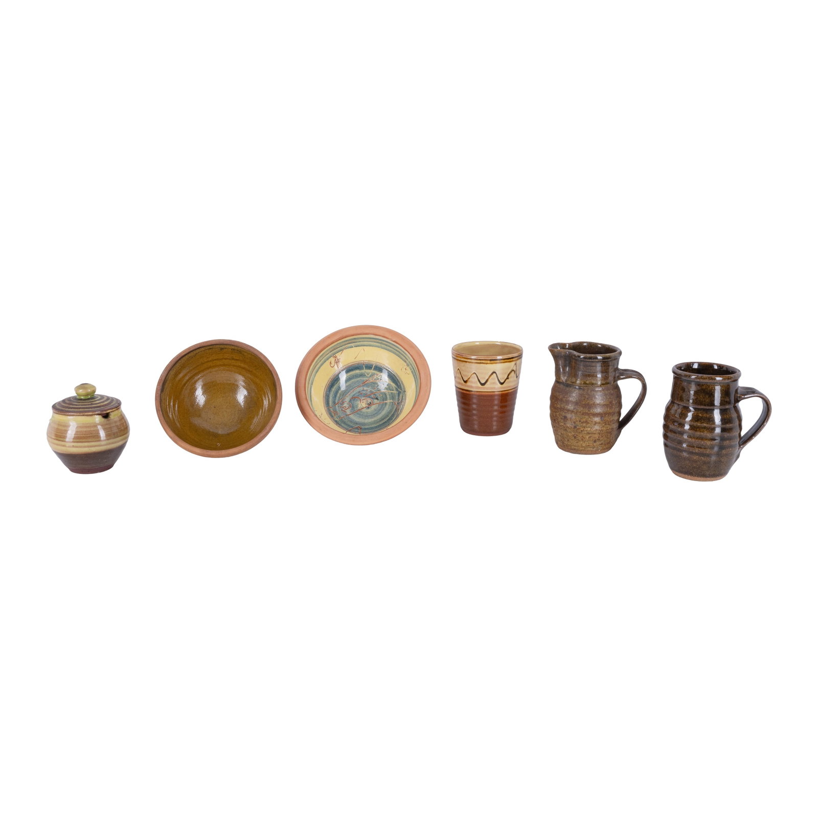 Group of studio ceramics Clive Bowen, Charles Tustin, Sid Tustin and others: To include a Clive Bowen bowl with ochre glaze to interior, 13cm diameter, a Sid Tustin beaker, 9.5cm high, a Charles Tustin (1922-1996) for Winchcombe Pottery pot and cover, a mug and jug with Henry 