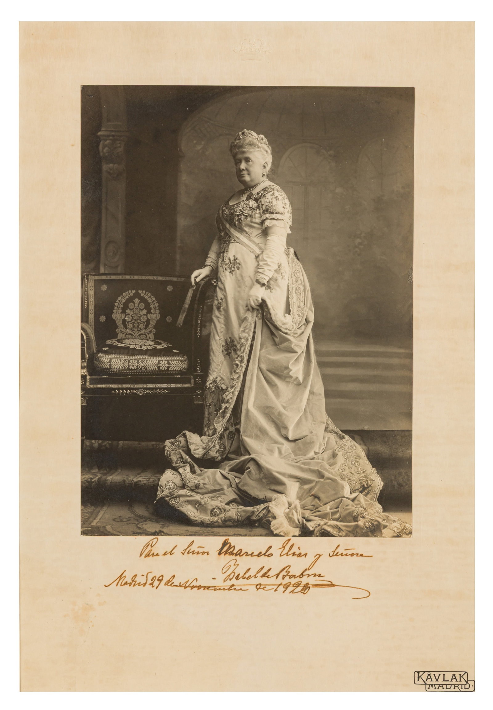 Isabel de Bourbon, Infanta of Spain Signed photograph - 2
