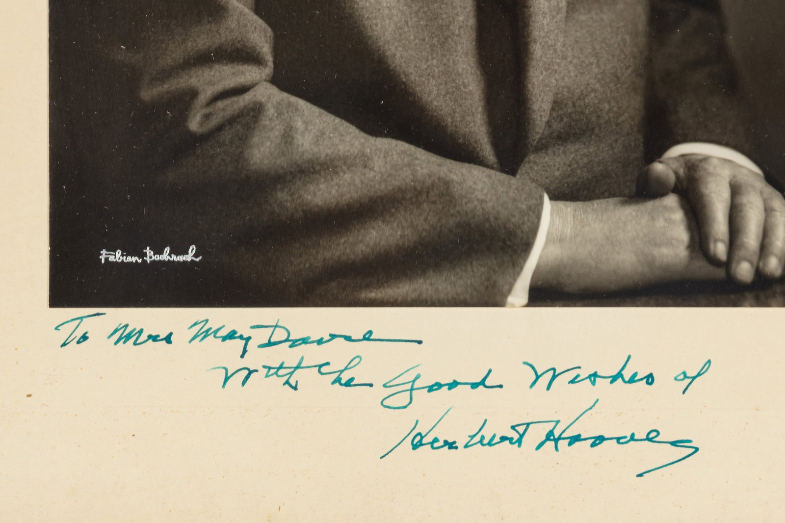 Hoover (Herbert) Signed photograph - 2