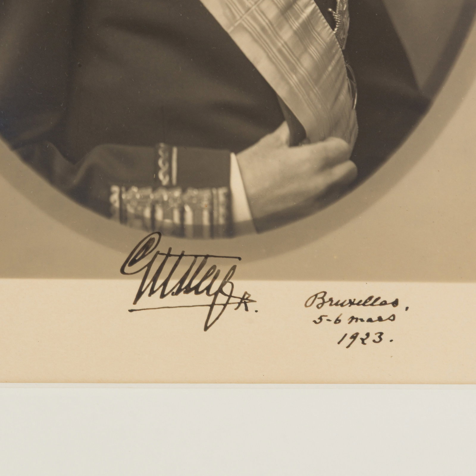 Gustav V, King of Sweden Signed photograph - 3