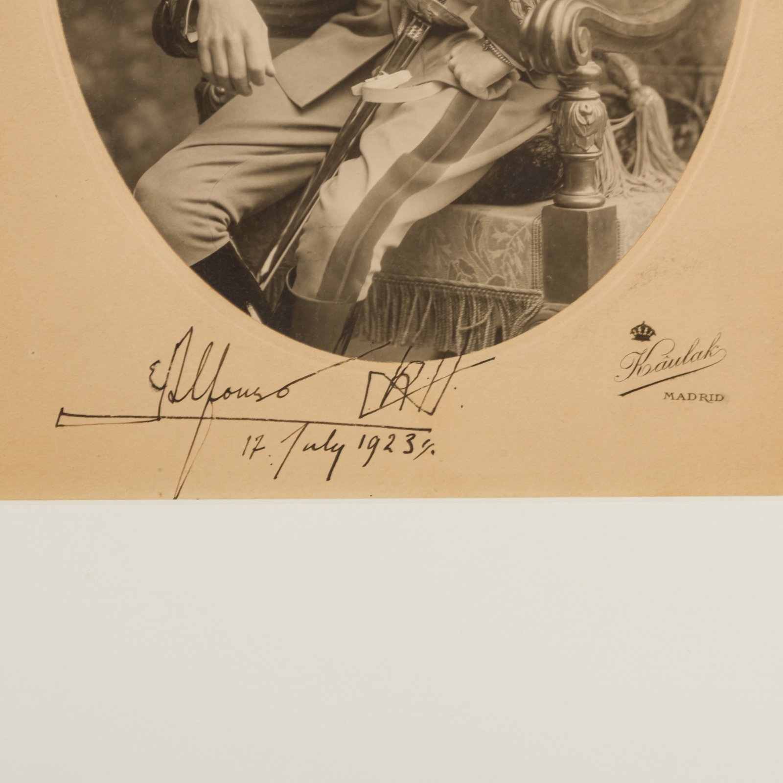 Alfonso XIII, King of Spain Signed photograph - 3