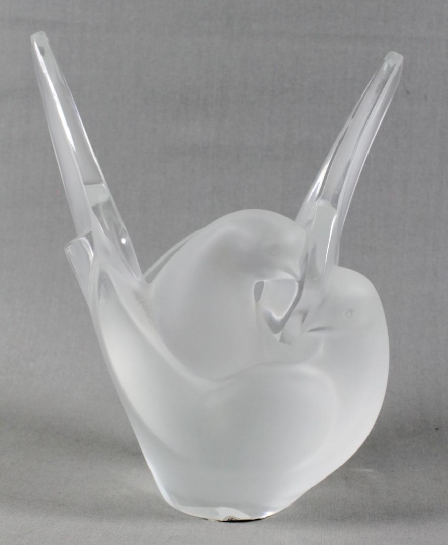 LALIQUE DOVE VASE (1 of 3)