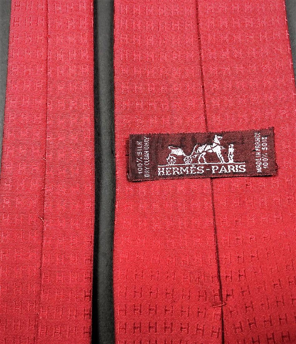 HERMES PARIS LUXURY ITALLIAN SOLID RED SILK (1 of 6)