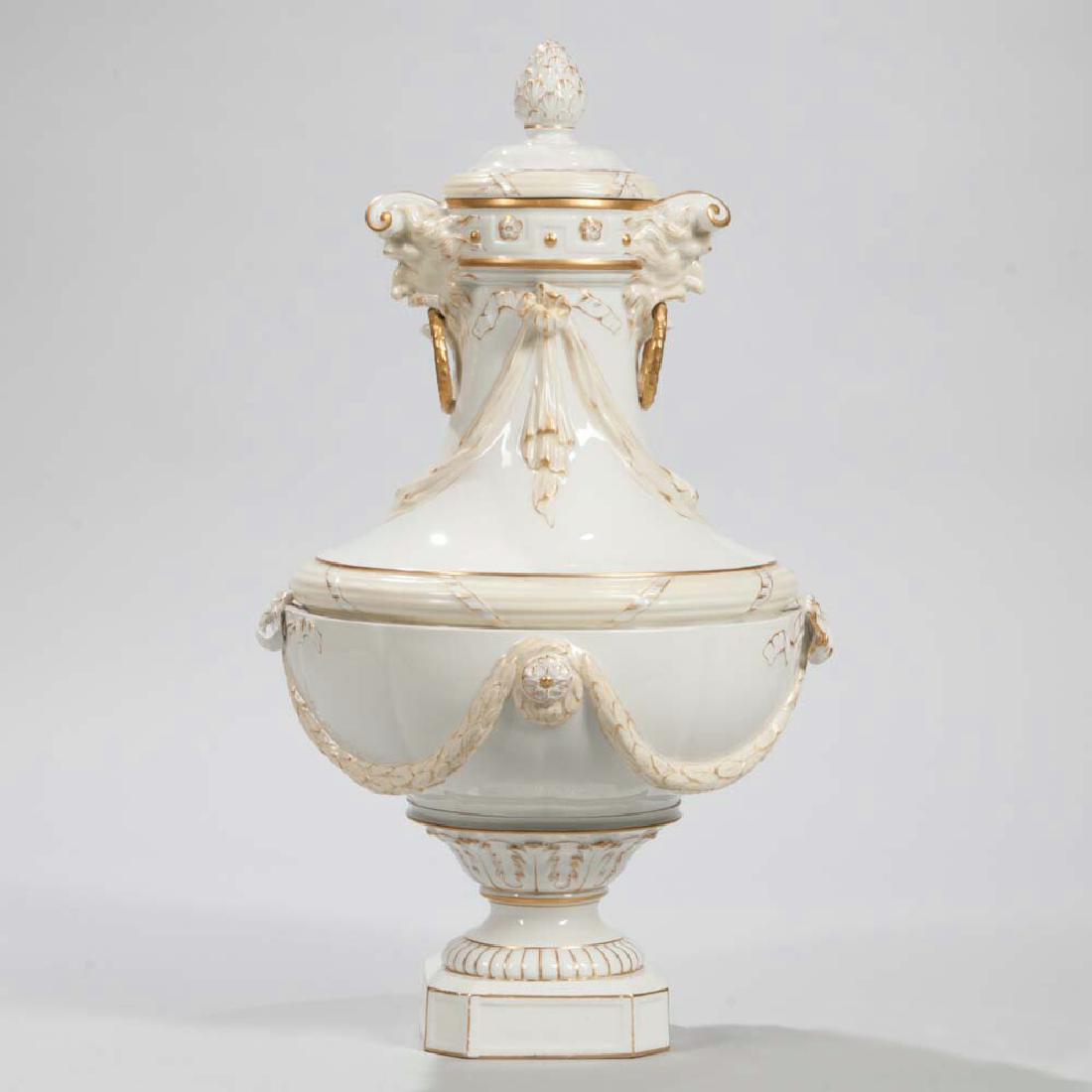 Kpm Porcelain Vase, Berlin, 19Th Century (1 of 4)