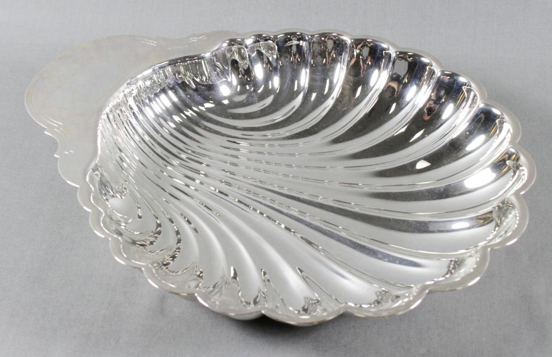 Cristofle Silverplated Scallop Dish (1 of 3)