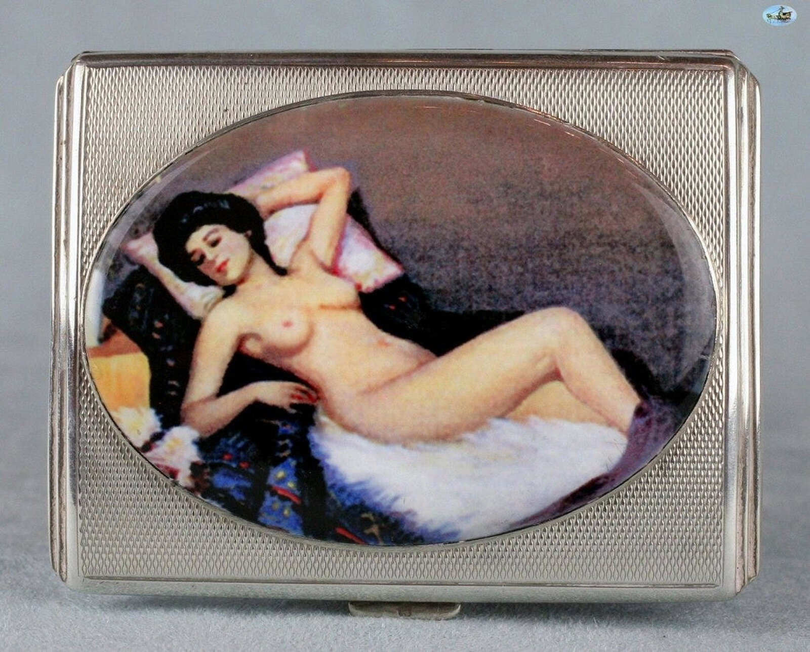 Antique British Erotic 1920s Nude Sleeping Lady Sterlin: Antique British Erotic 1920s Nude Sleeping Lady Sterling Silver Pictorial Enamel Cigarette Case Offered is an adorable 1920s British antique sterling silver and gilt cigarette case depicting in very f
