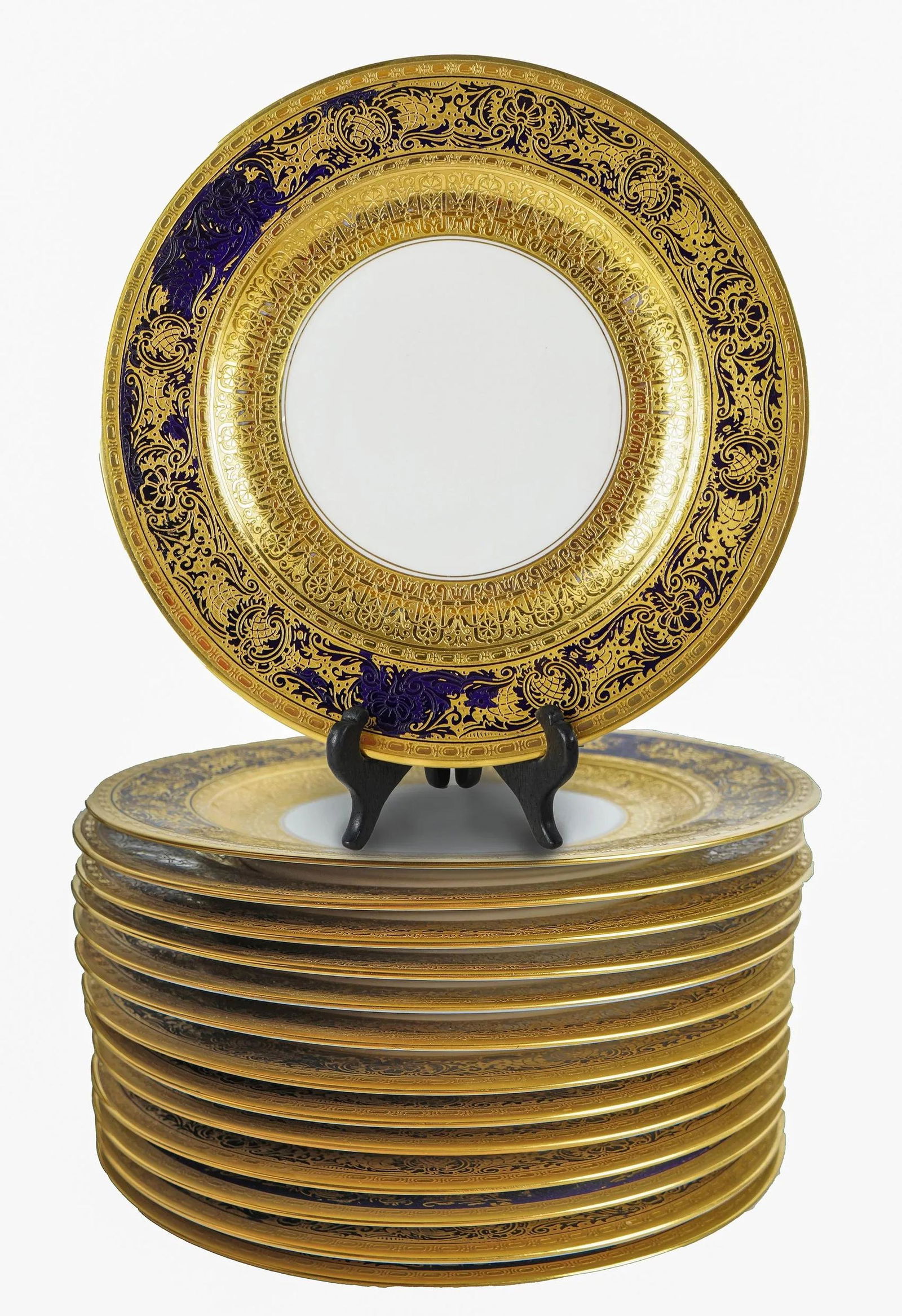 Sixteen Royal Bavarian Porcelain Dinner Plates (1 of 7)