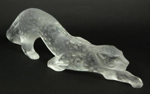 Lalique Molded Clear Glass Leopard: Lalique Molded Clear Glass Leopard. Measures 14" Length Lalique is a French glassmaker, founded by renowned glassmaker and jeweller Ren???????????????????????????????????????????????????????????????©