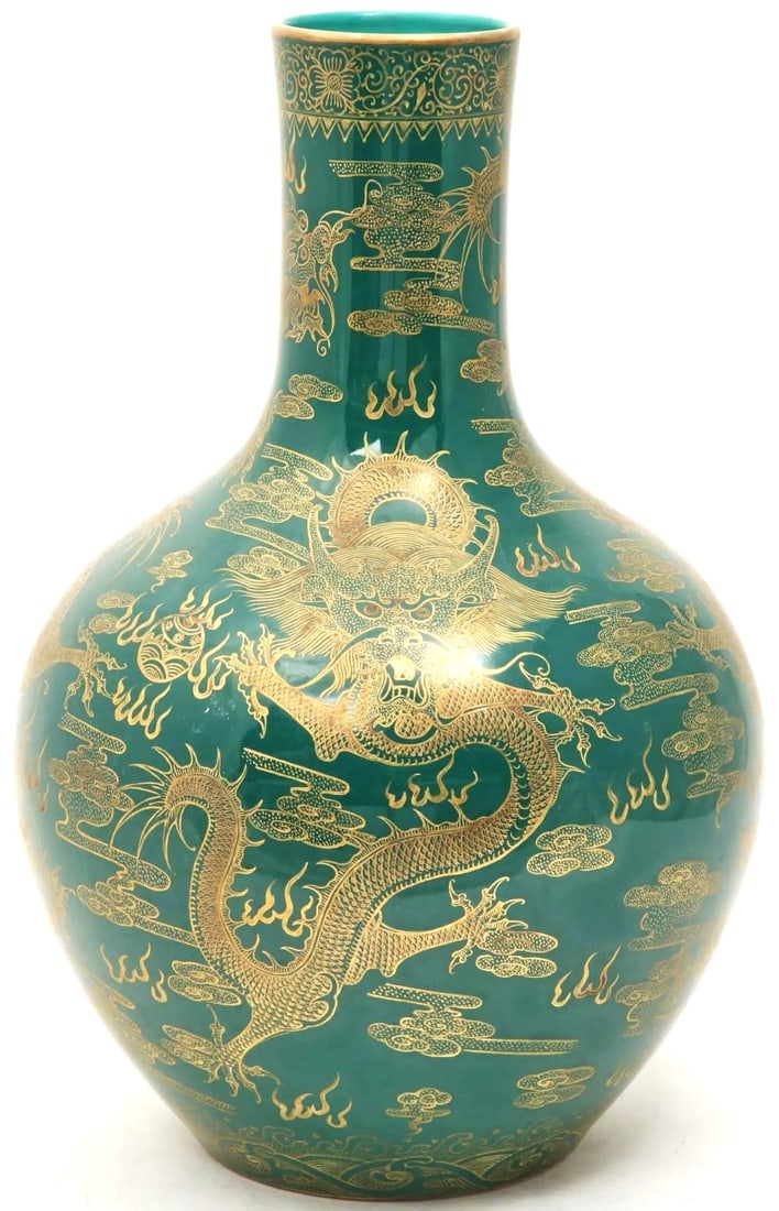 A Large Antique Chinese green glazed porcelain vase (1 of 3)