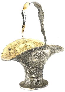 Antique Victorian Sheffield Silver Plate Gold Wash Brides Basket Flower Vase: Antique Victorian Sheffield Silver Plate Gold Wash Brides Basket Flower VaseAn antique Victorian Sheffield silver-plate basket with gold washed interior and movable handleCira 1900Intricately