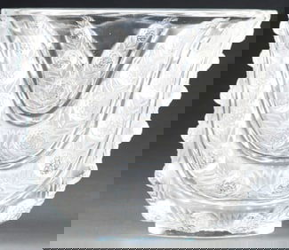 Rene Lalique, a Vichy glass vase, model 10-909