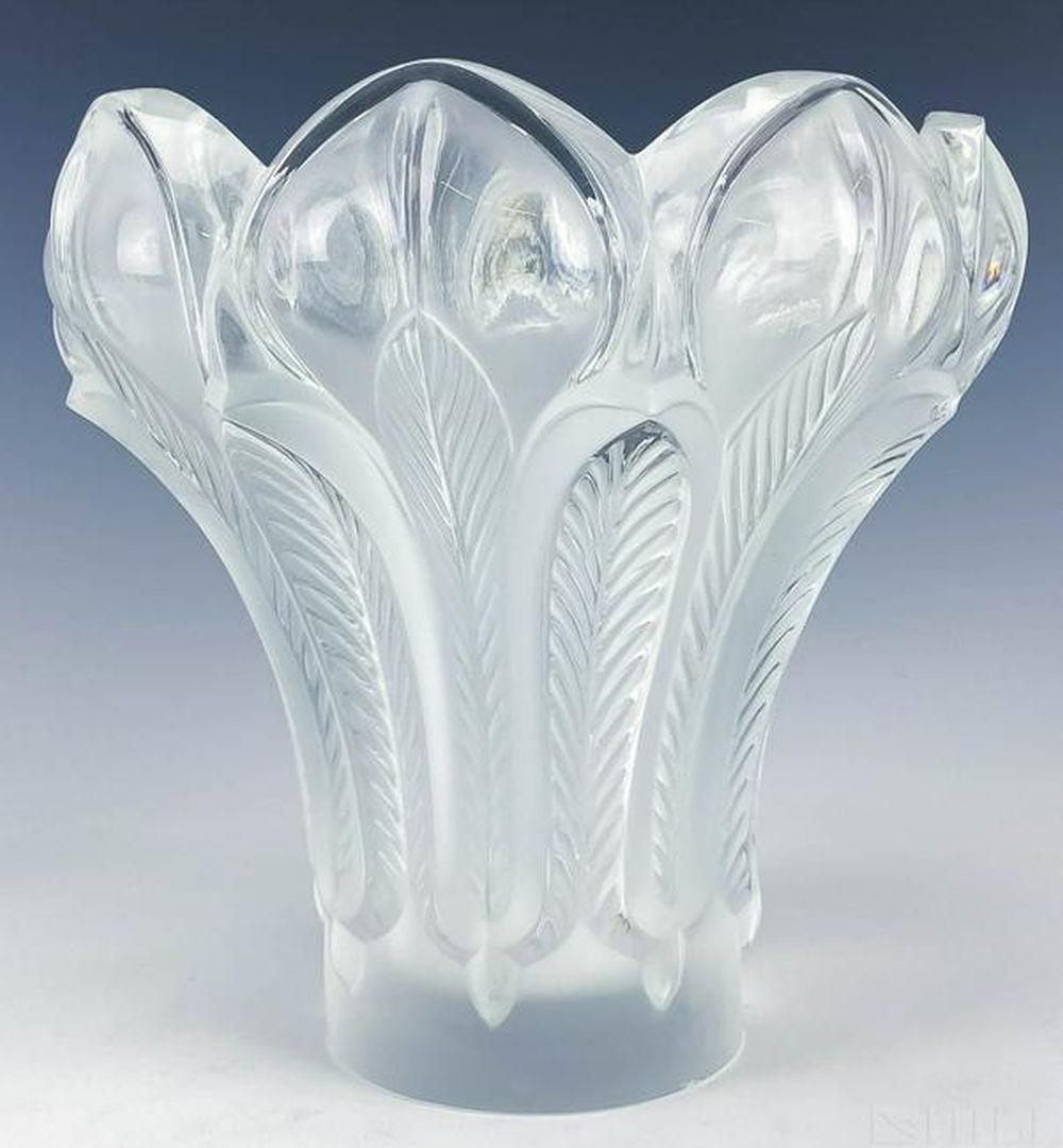 Lalique Esna French Crystal Art Glass 8 1/2" Vase (1 of 6)