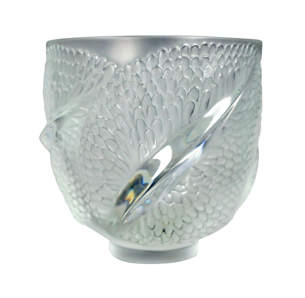 Lalique Molded Glass Vase: 6" H 5.5" W Lalique is a French glassmaker, founded by renowned glassmaker and jeweller Ren???????????????????????????????????????????????????????????????? Lalique in 1888. Lalique is best known for p