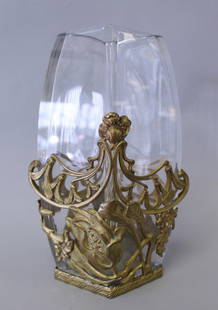 19TH CENTURY BACCARAT AND ORMOLU VASE: 19TH CENTURY BACCARAT AND ORMOLU VASE