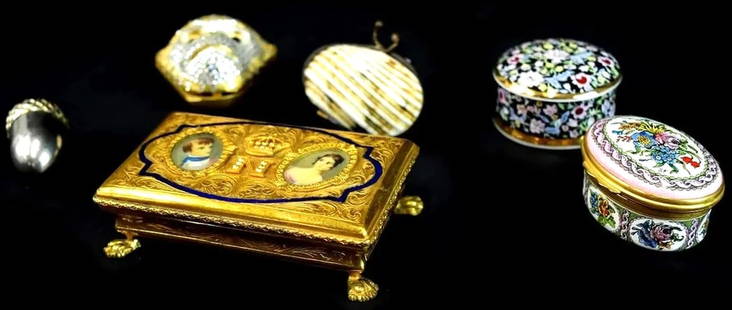 Napoleonic Box and (5) Assorted Pill Boxes: Napoleonic Box and (5) Assorted Pill BoxesVintage Gilt Metal and Enamel Napoleonic Box Together with Five (5) Assorted Pill BoxesTwo boxes having English marker marks, Judith Leiber monkey otherwise