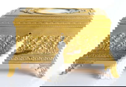 Louis Xv Style Gilt Bronze Jewelry Trinket Box
