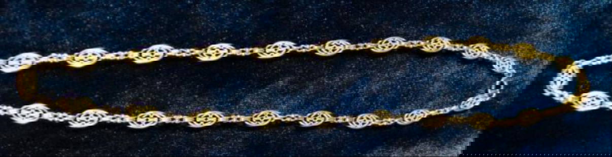 12 Kt Gold Filled Chain, A Series Of Ovals: 12 Kt Gold Filled Chain, A Series Of Ovals, Measures 14 1/2 " Long, Approx 9.4 Grams