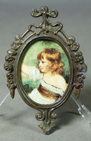 Oval Decorative Frame With Picture Of Girl