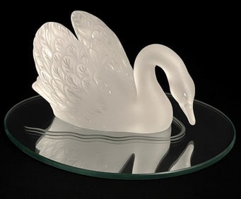 Lalique Crystal Frosted Cygnes Swan Glass Sculpture w/ Mirror Mirrored Plateau